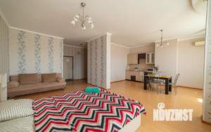 1-к квартира, посуточно, 58м2, 1/1 этаж