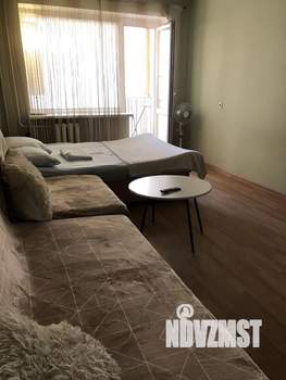 1-к квартира, посуточно, 39м2, 5/10 этаж