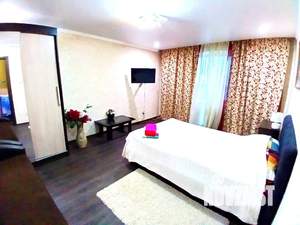 1-к квартира, посуточно, 40м2, 13/14 этаж