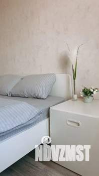 1-к квартира, посуточно, 37м2, 4/13 этаж