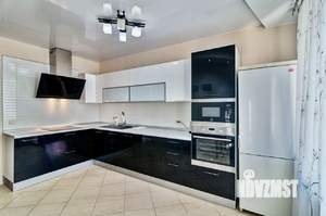 2-к квартира, посуточно, 70м2, 1/1 этаж