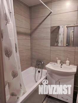 2-к квартира, посуточно, 42м2, 1/1 этаж