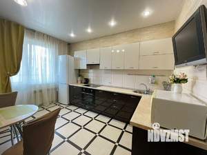 1-к квартира, посуточно, 52м2, 1/1 этаж