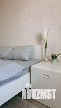 1-к квартира, посуточно, 37м2, 4/13 этаж