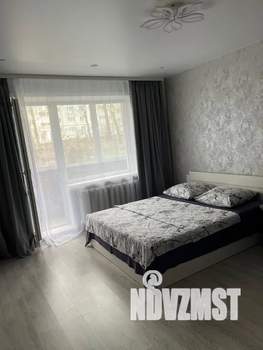 1-к квартира, посуточно, 40м2, 1/9 этаж