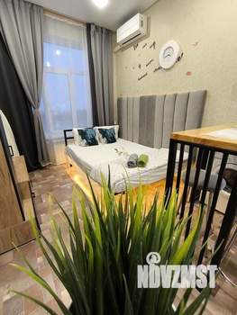 Студия квартира, посуточно, 22м2, 4/8 этаж