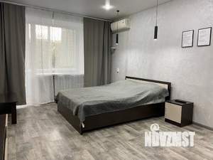 1-к квартира, посуточно, 38м2, 3/7 этаж