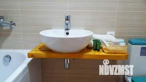 1-к квартира, посуточно, 37м2, 4/10 этаж