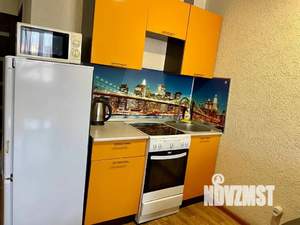 Студия квартира, посуточно, 35м2, 7/10 этаж