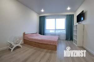 1-к квартира, посуточно, 36м2, 13/18 этаж