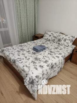 Студия квартира, посуточно, 30м2, 16/17 этаж