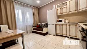 1-к квартира, посуточно, 54м2, 5/16 этаж