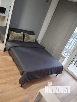 Студия квартира, посуточно, 35м2, 14/17 этаж