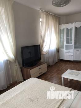 1-к квартира, посуточно, 48м2, 2/18 этаж
