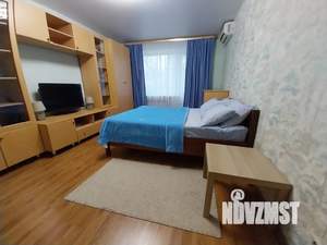 1-к квартира, посуточно, 40м2, 1/9 этаж