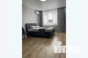 1-к квартира, посуточно, 50м2, 11/16 этаж