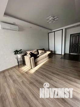 1-к квартира, посуточно, 55м2, 1/1 этаж