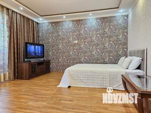 2-к квартира, посуточно, 89м2, 3/16 этаж