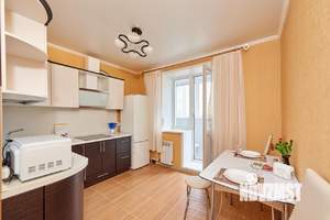 1-к квартира, посуточно, 44м2, 1/1 этаж
