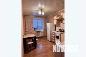 1-к квартира, посуточно, 38м2, 8/10 этаж