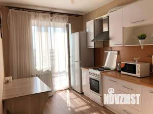 1-к квартира, посуточно, 40м2, 11/18 этаж