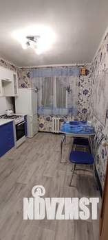 1-к квартира, посуточно, 37м2, 8/10 этаж