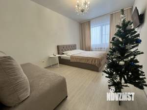 1-к квартира, посуточно, 40м2, 10/22 этаж