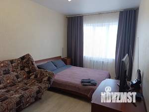 1-к квартира, посуточно, 37м2, 16/22 этаж