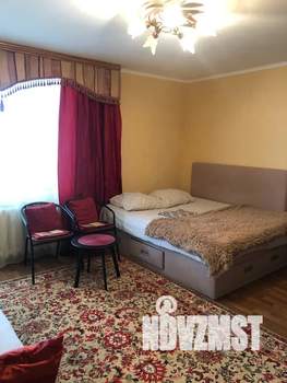 1-к квартира, посуточно, 45м2, 1/15 этаж