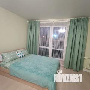 Студия квартира, посуточно, 30м2, 3/17 этаж