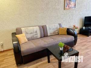 Студия квартира, посуточно, 35м2, 7/10 этаж