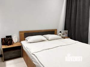 Студия квартира, посуточно, 35м2, 6/17 этаж