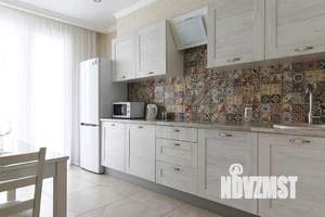 1-к квартира, посуточно, 44м2, 11/18 этаж