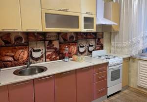 3-к квартира, на длительный срок, 70м2, 1/10 этаж