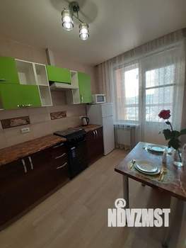 1-к квартира, посуточно, 33м2, 4/18 этаж