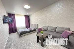 1-к квартира, посуточно, 50м2, 11/18 этаж