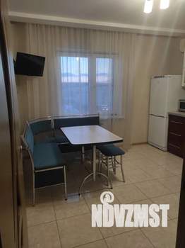 1-к квартира, посуточно, 40м2, 13/16 этаж