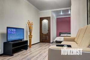 1-к квартира, посуточно, 47м2, 11/16 этаж