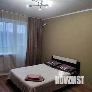 1-к квартира, посуточно, 38м2, 5/10 этаж