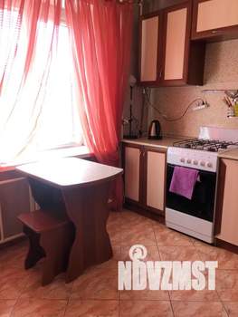 1-к квартира, посуточно, 39м2, 5/10 этаж