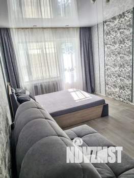 1-к квартира, посуточно, 35м2, 2/9 этаж