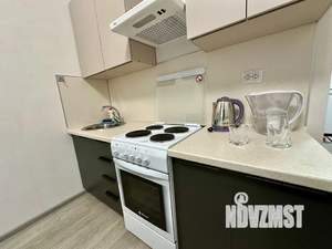 1-к квартира, посуточно, 40м2, 1/9 этаж