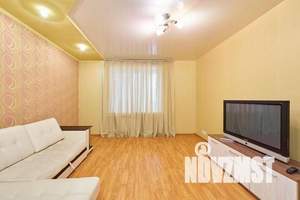 2-к квартира, посуточно, 60м2, 4/14 этаж