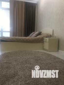 1-к квартира, посуточно, 40м2, 6/16 этаж