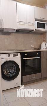 1-к квартира, посуточно, 40м2, 10/10 этаж