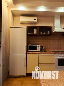 2-к квартира, посуточно, 70м2, 8/15 этаж