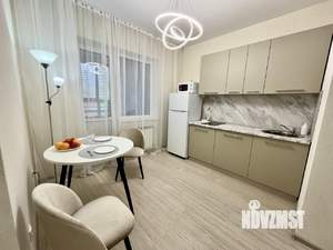 1-к квартира, посуточно, 40м2, 10/22 этаж