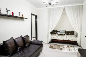 1-к квартира, посуточно, 40м2, 1/1 этаж