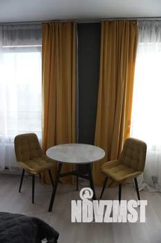 Студия квартира, посуточно, 35м2, 3/18 этаж