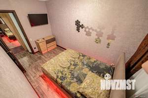 1-к квартира, посуточно, 40м2, 5/5 этаж